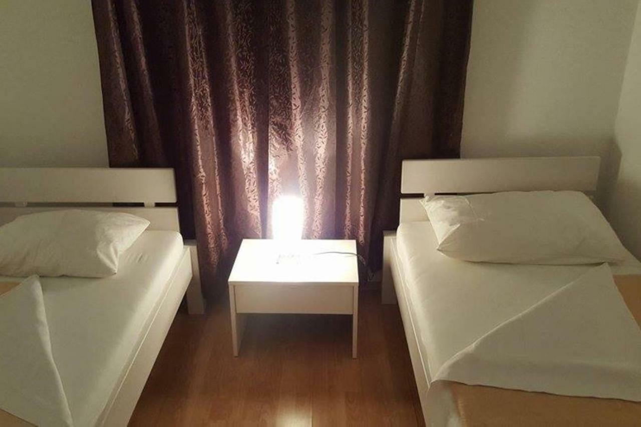 Ban Apartman *